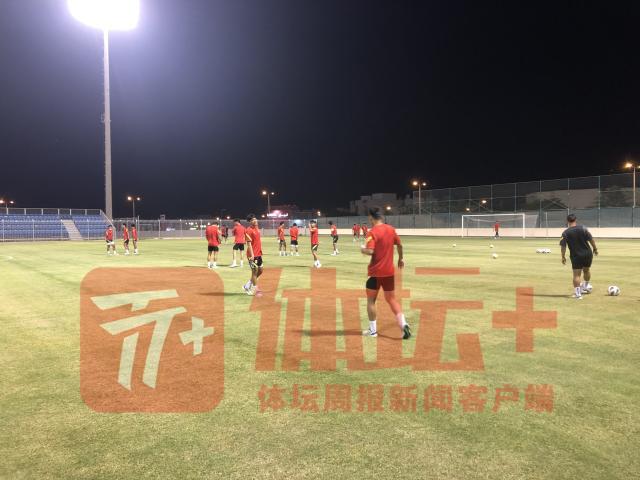 7m体育在线-​U19国青巴林备战减量不减质 适应天气做最后冲刺