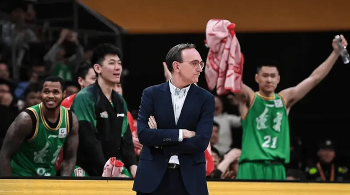 7m体育官网-胜深圳发布会！乌戈认可防守但不满失误，莫兰德强调磨合问题！|深圳男篮|张陈治锋|王岚嵚|付豪|辽宁男篮_新浪体育_新浪新闻